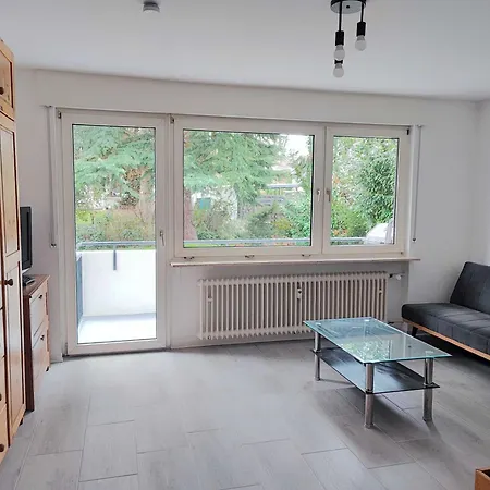 Schoene 90 Uni Nah * Mayence