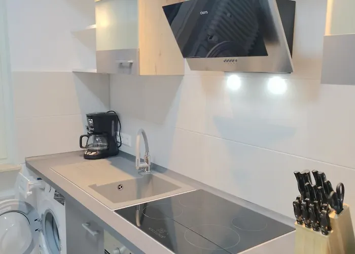 Schoene 90 Uni Nah * Mayence